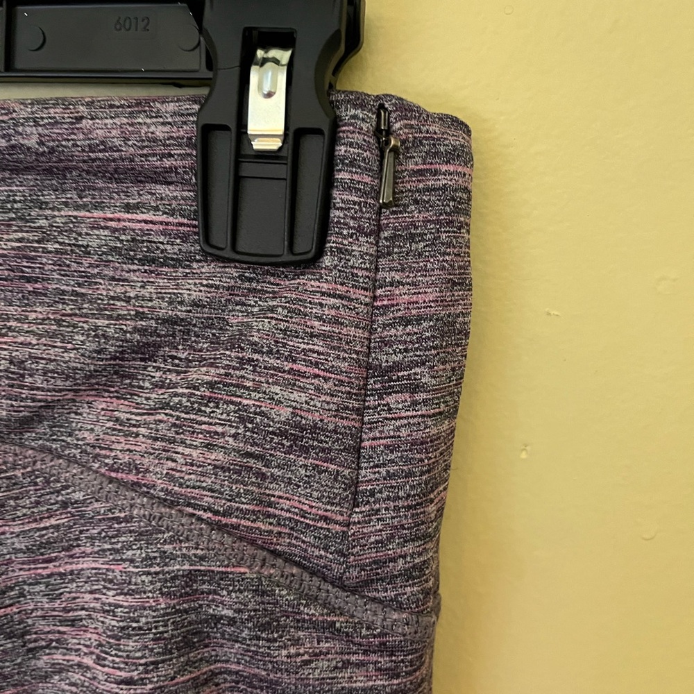 Tuff Athletics Pink and Black Leggings Size Small - Picture 4 of 8